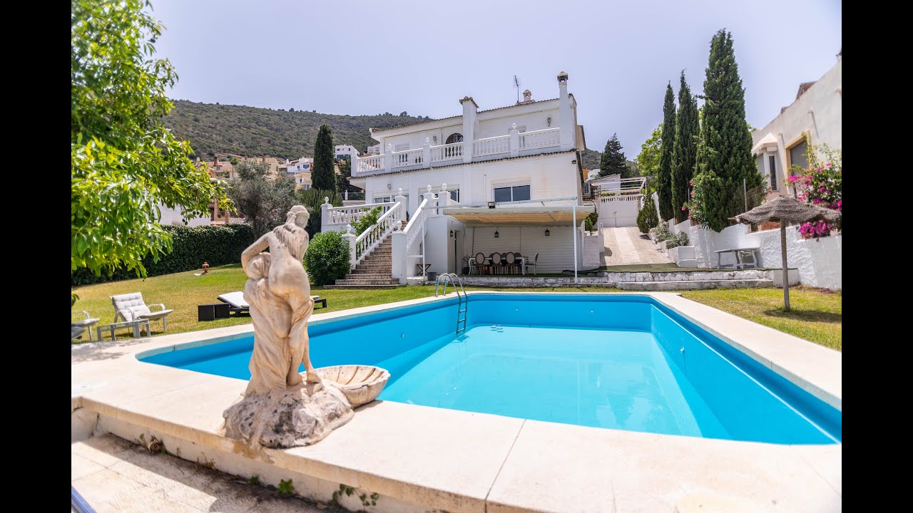 parcela con casa y piscina en alhaurín dela torre