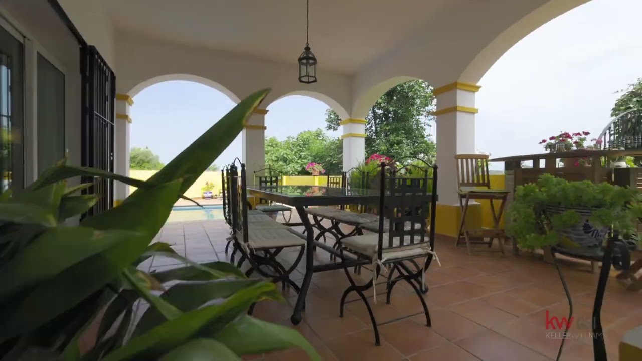 casa con piscina privada en la sierra de huelva