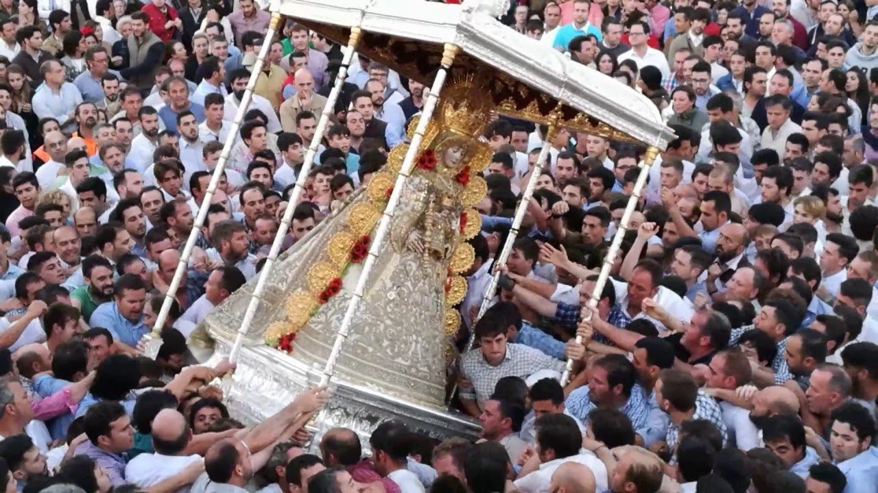 cuando se celebra el santo de rocio