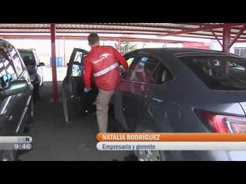 donde dejar el coche en el aeropuerto de sevilla