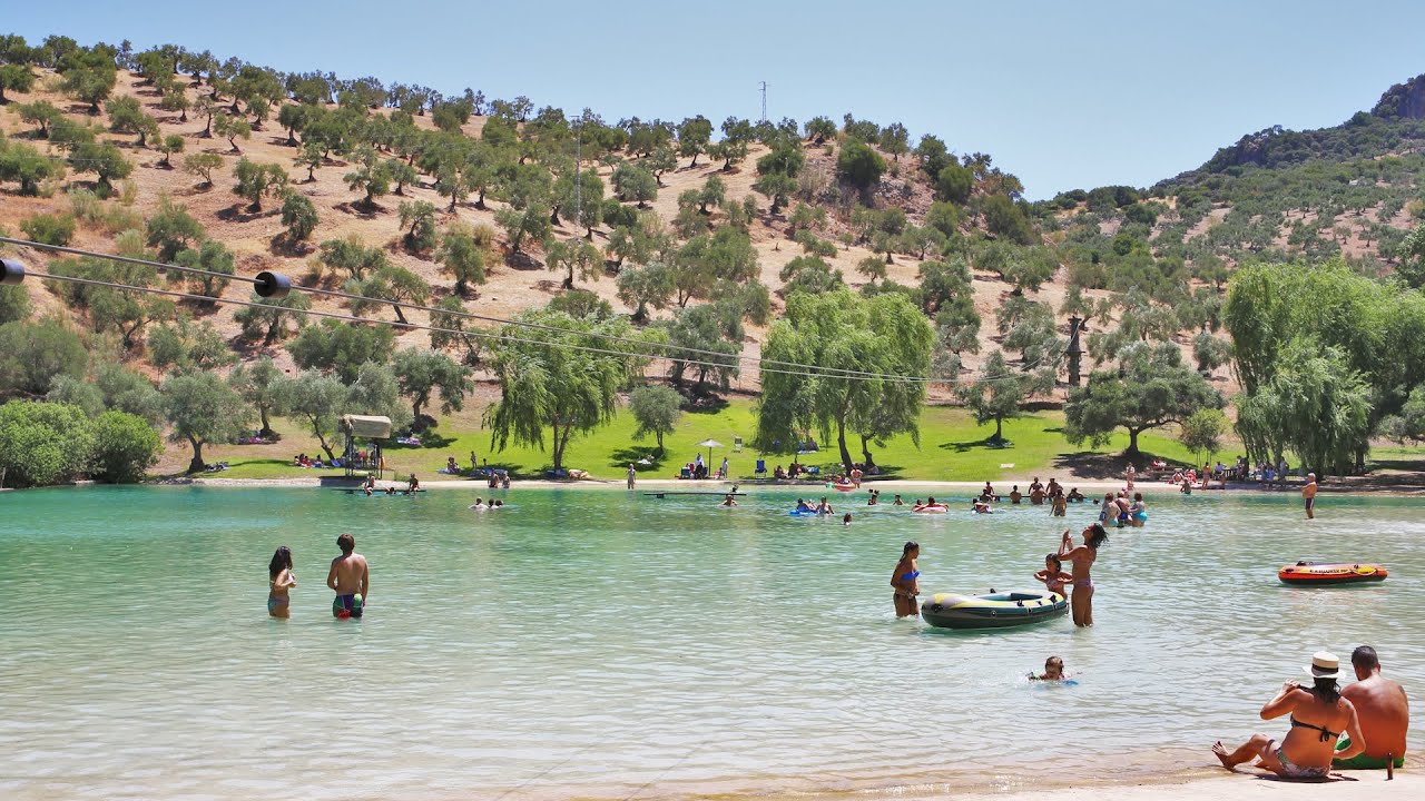 piscina de zahara de la sierra
