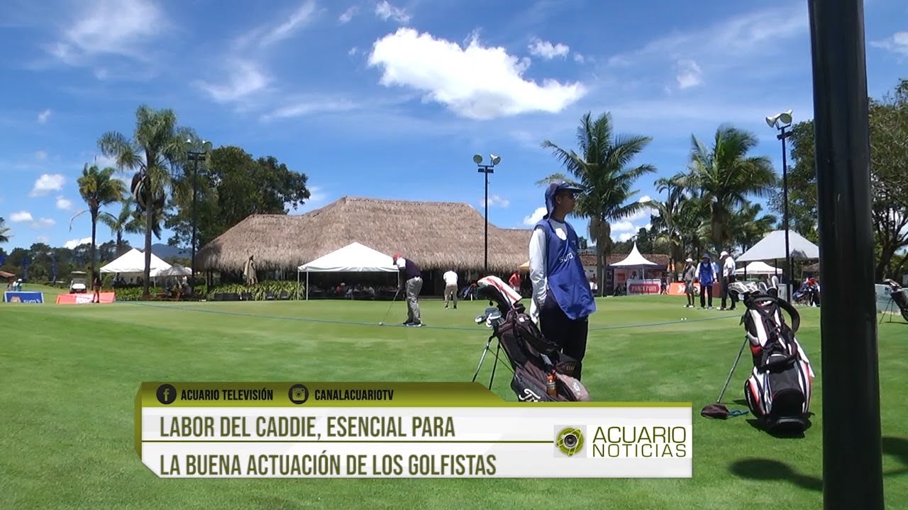 que hace un caddie de golf