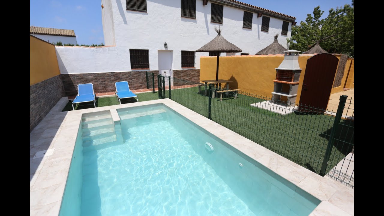 casa con piscina privada para alquilar en verano en huelva