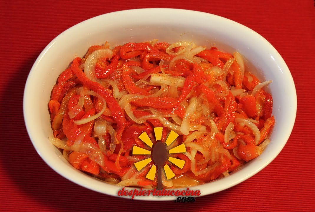 ensalada de pimientos asados y cebolla