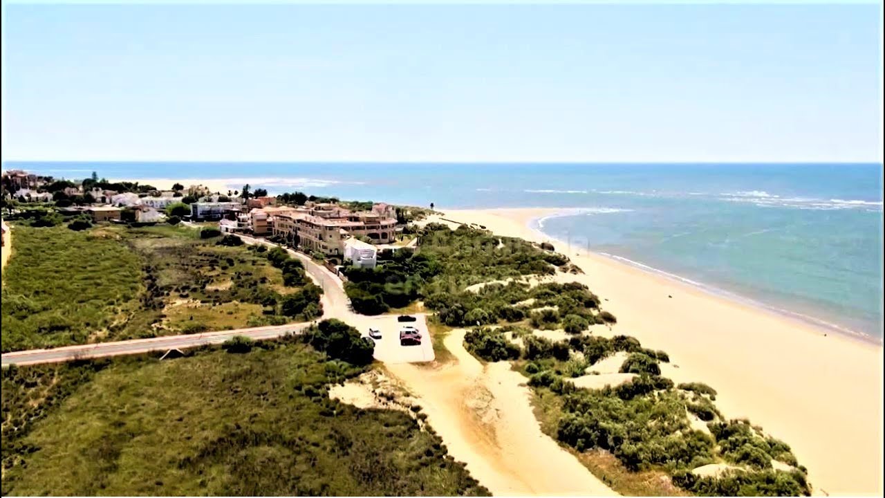 playas de huelva con poca gente