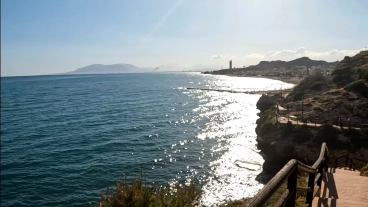 paseo maritimo virgen del carmen rincon dela victoria